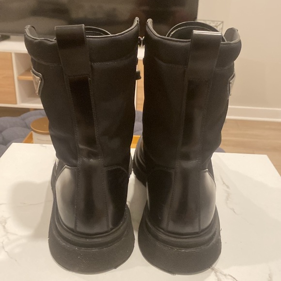 Prada men’s size 12 Boots in black - Picture 5 of 8